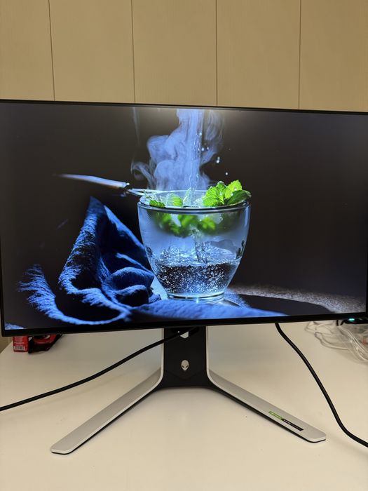 Monitor Dell Alienware AW2721D