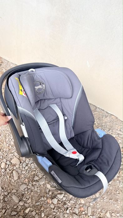 Продам автокрісло Cybex 0+