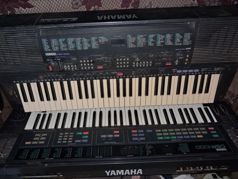 Электросинтезатор ямаха PSR 500 .  DSR 1000