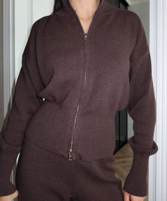 Костюм з двома замками,замочками,вязаний,з палацо,кардиганом на замку,