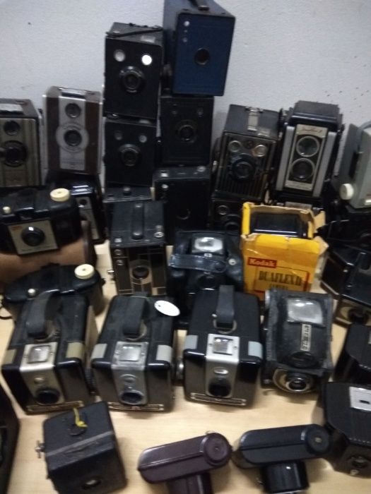 Vendo Lote 52 máquinas de colecção