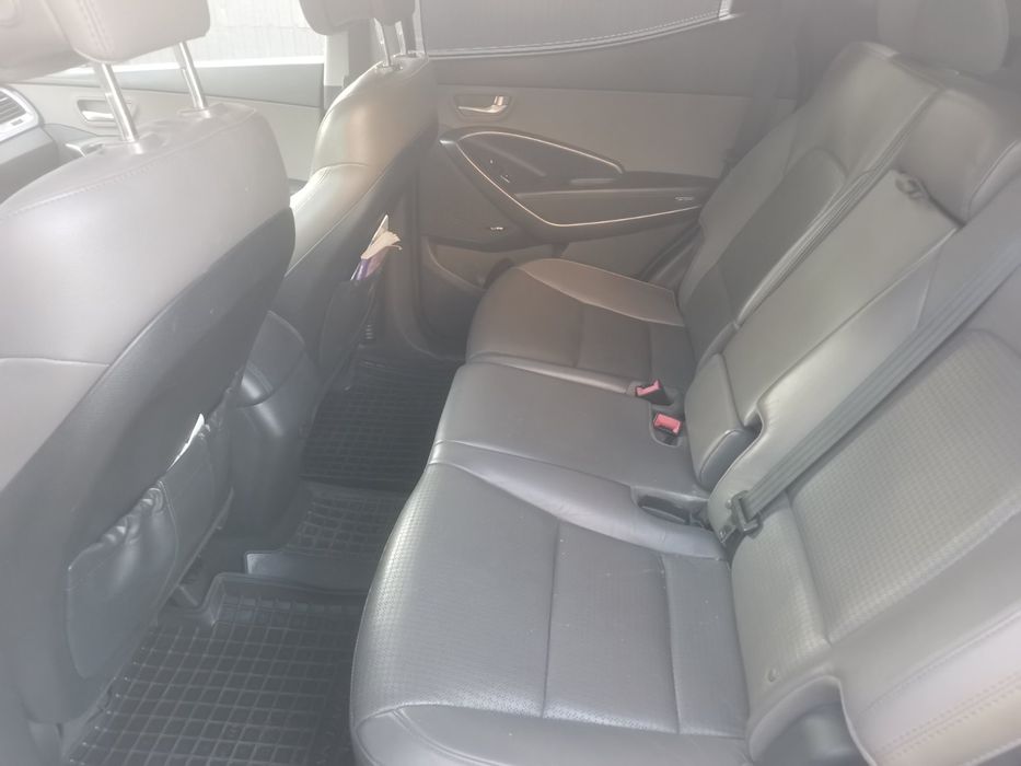 Продам Hyundai Santa Fe— ідеальний стан, повна комплектація