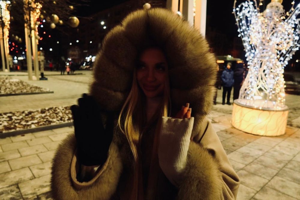 Пальто 2 в 1 , с натуральным мехом соболя