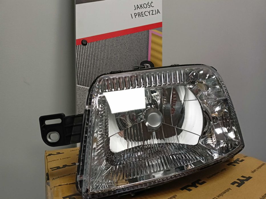 Fiat Panda 09- Lampa/Reflektor przód lewy /H4