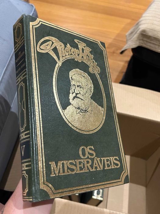 Conjunto de Livros - Victor Hugo