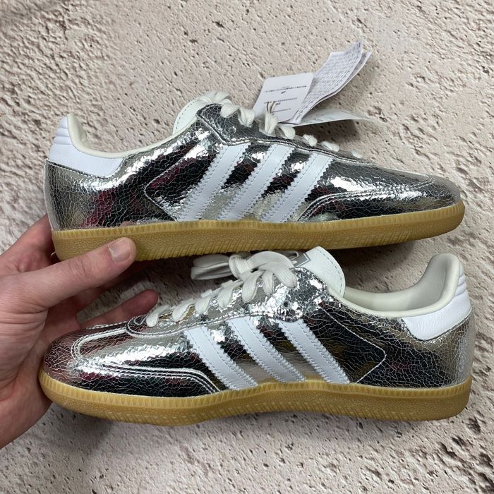 jr0035 оригінал нові жіночі кеди adidas casual samba silver originals