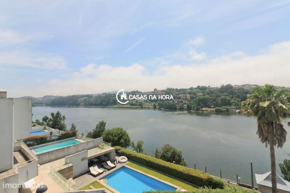 Moradia C/ vista Rio | Arrendamento temporário  julho e/ou agosto