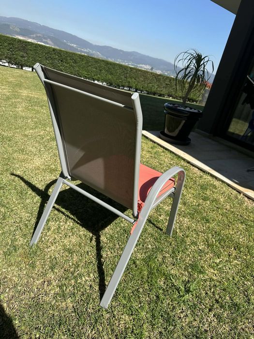 Conjunto de 8 Cadeiras de Jardim / Terraço — Como Novas