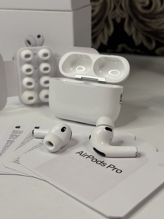 Навушники Apple AirPods Pro 3