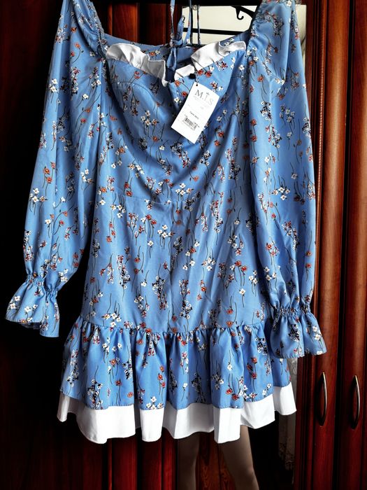 Нова сукня, блакитна