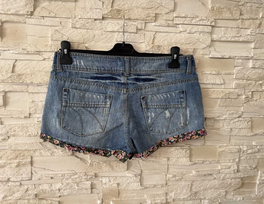 Spodenki krótkie jeansowe damskie niebieskie L/40 Terranova