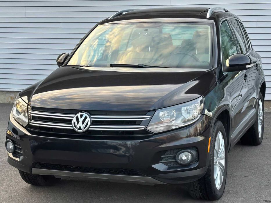 Volkswagen Tiguan SE 4Motion      2013