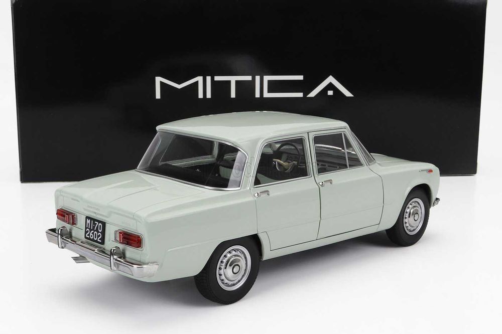 1:18 Mitica Alfa Romeo Giulia 1.6 Ti 1962 very light green