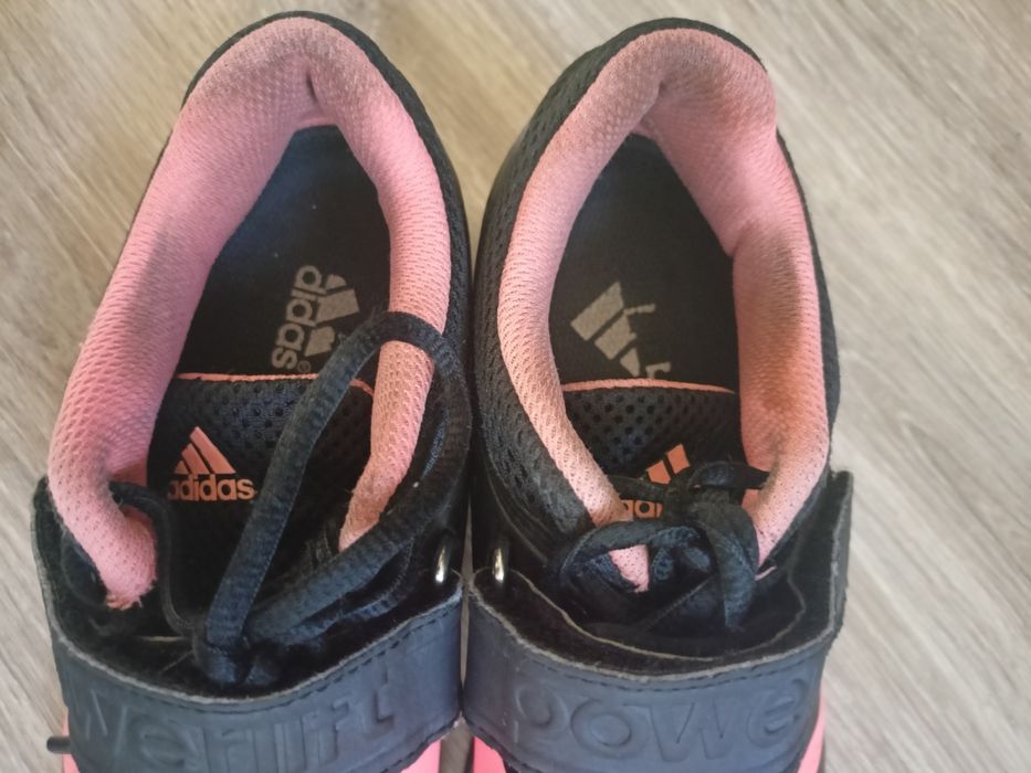 Damskie buty Adidas 38 do podnoszenia ciężarów