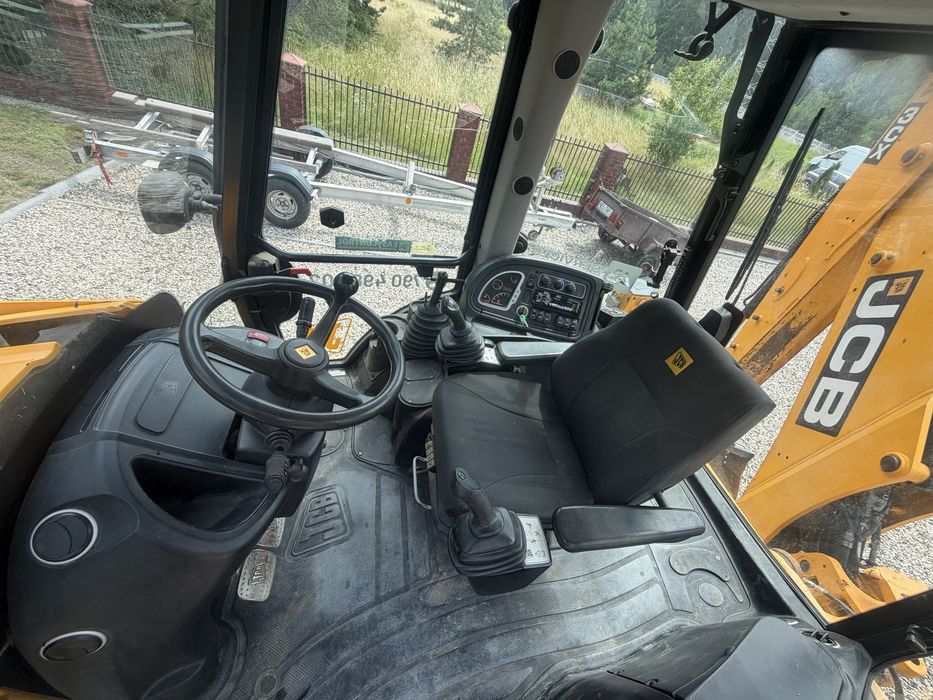 Sprzedam koparko-ładowarke JCB CX3