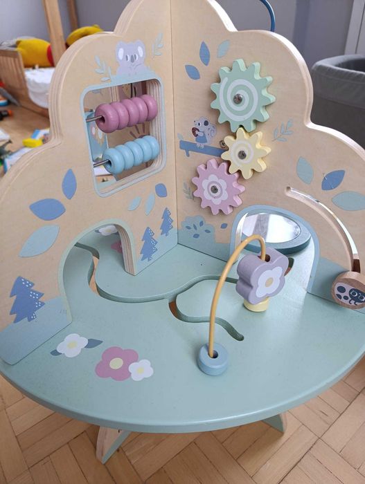 Drewniany stolik edukacyjny drzewko Mamabrum