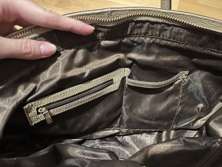 Skórzana beżowa torebka typu shopper Wittchen