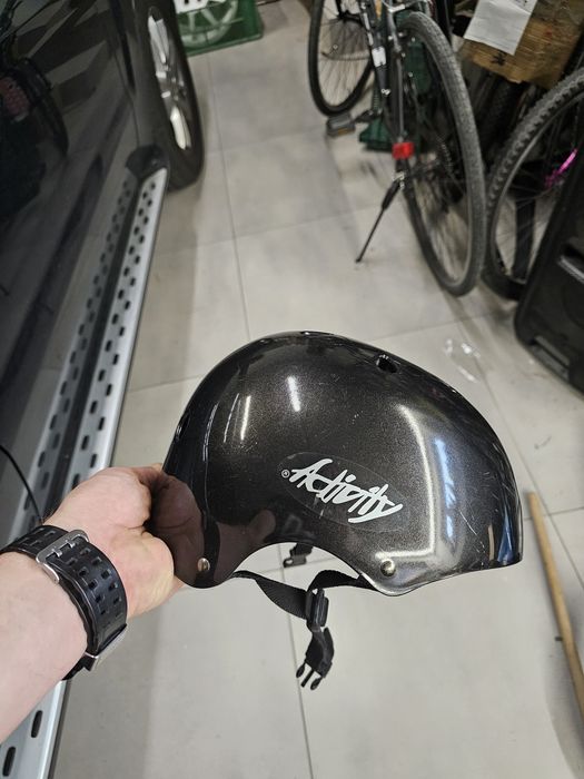 Kask dziecięcy w stylu bmx