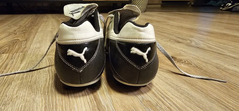 Korki męskie PUMA rozmiar 43 wkładka 28cm używane
