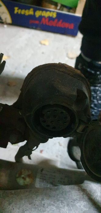 Hak wyciągnąny Audi a4 b6 klucz