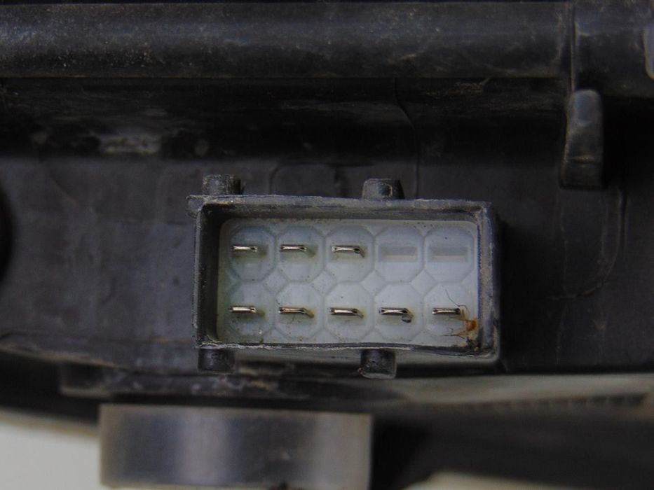 FAROL ESQUERDO OPEL CORSA D 2009 -13186381