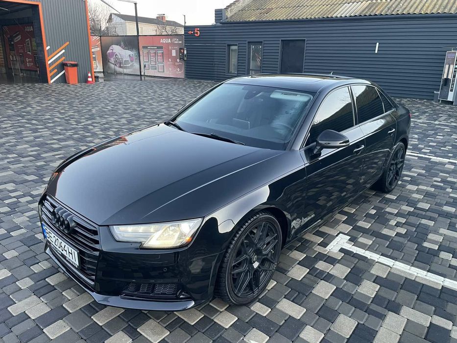 Продам Audi A4 B9 quattro повний привід 2016 рік 2.0 бензин