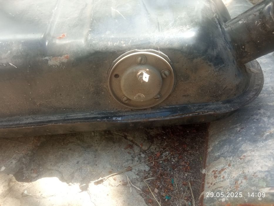 Бензобак заз 968