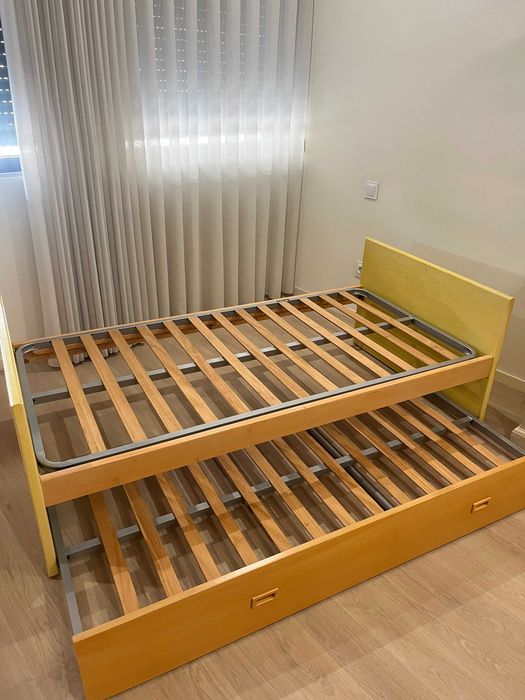 Cama de Solteiro com Gaveta + Cama Auxiliar em Madeira