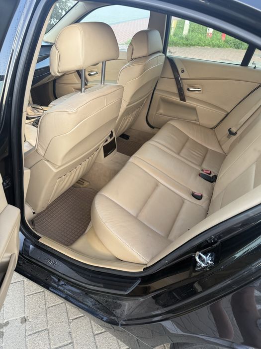 Bmw seria 5 e60 525i m54