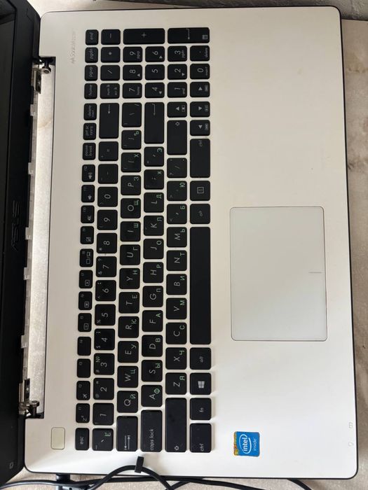Ноутбук Asus x553m