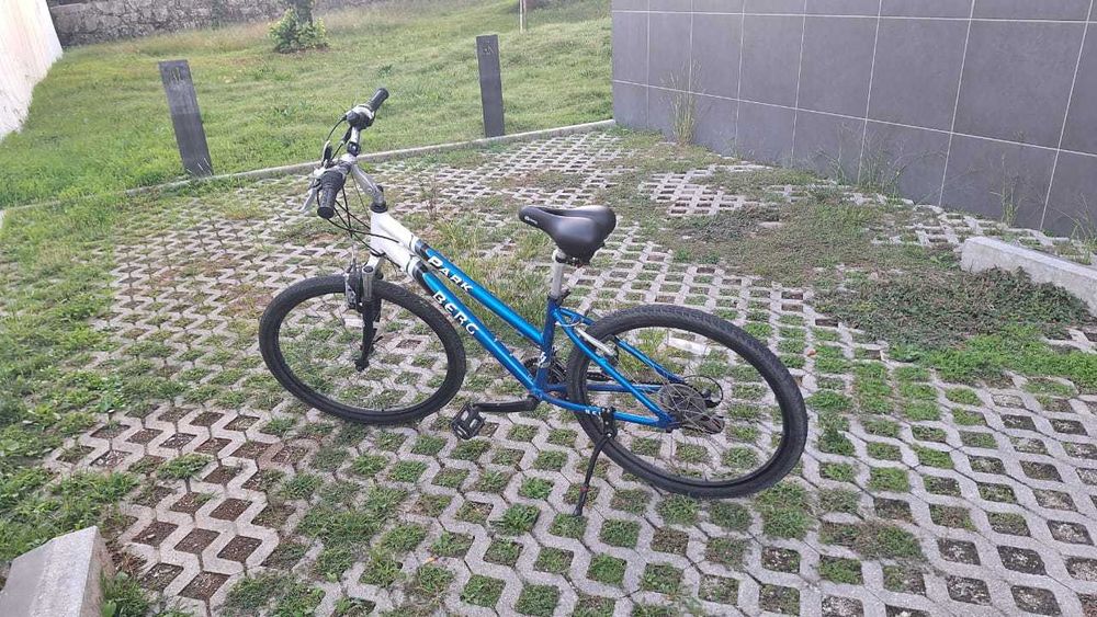 02 bicicletas usadas em bom estado