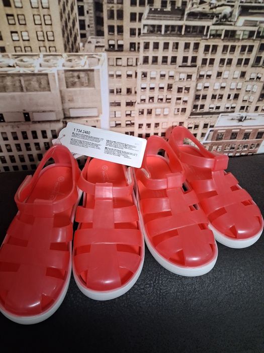 Buty do wody sandałki na rzep 29 30 dziewczynka  NOWE