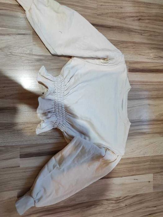 Bluza crop krótka ciepła