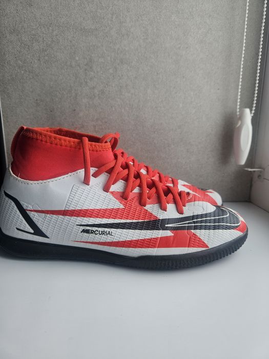 Футзальне взуття Nike CR7