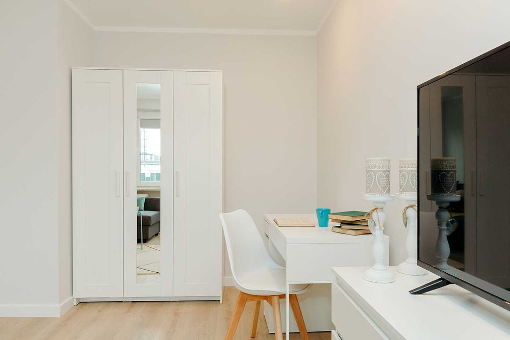 HIT! 2 ODDZIELNE Pokoje z odzielną i widną kuchnią + parking