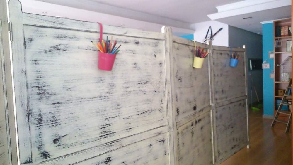 Biombo em madeira maciça com 5,4 metros