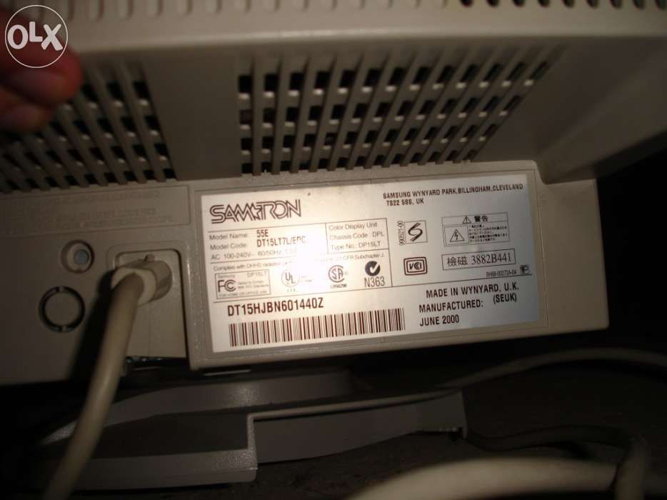 Monitor PC Samtron 55E de 15 polegadas