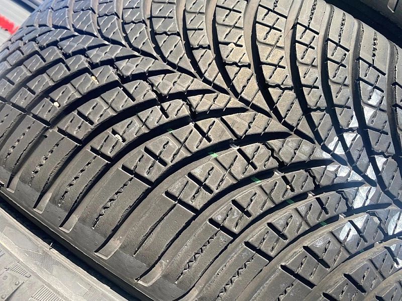 215/40/18 Goodyear Vector gen3_6,5mm_2szt_(485)