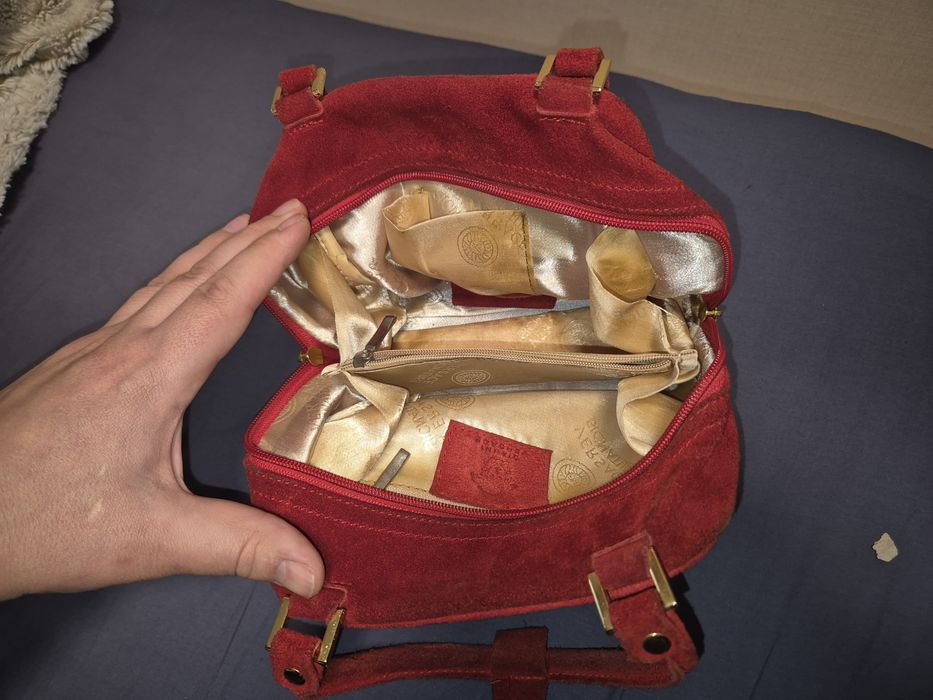 Вінтажна черона сумка від Versace