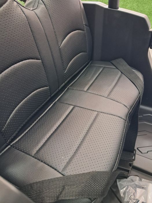 Jipe 4x4 24v carro elétrico criança