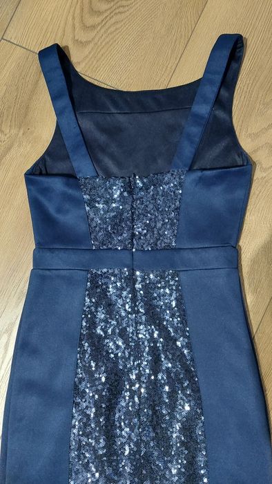 Sukienka elegancka z cekinami XS/S Sylwester karnawał