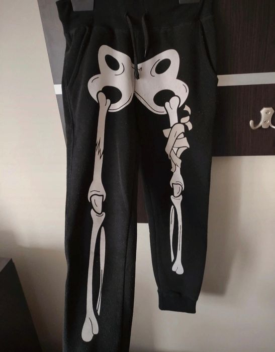 Dresowy komplet bluza + spodnie