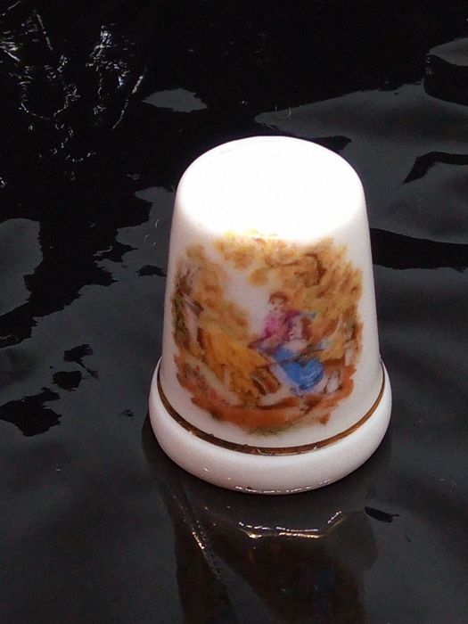 Dedais antigos em porcelana