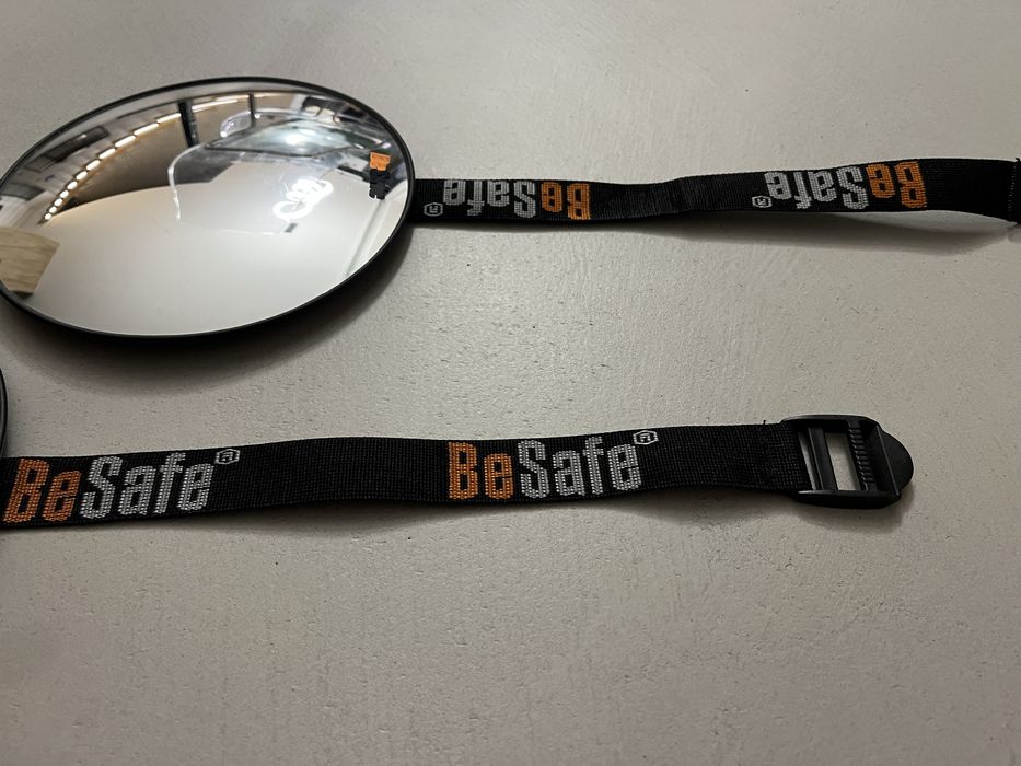 Lusterko do samochodu do obserwacji dziecka BeSafe