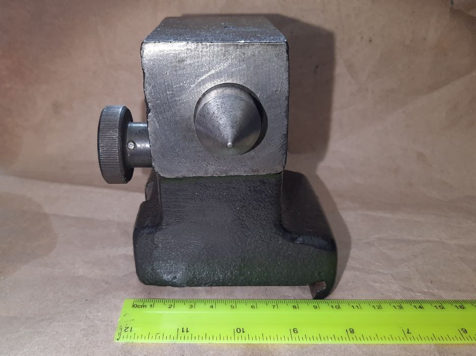 Бабка з центром 60 град