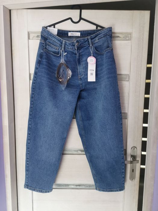 Nowe spodnie typu baallon rozm. 4r