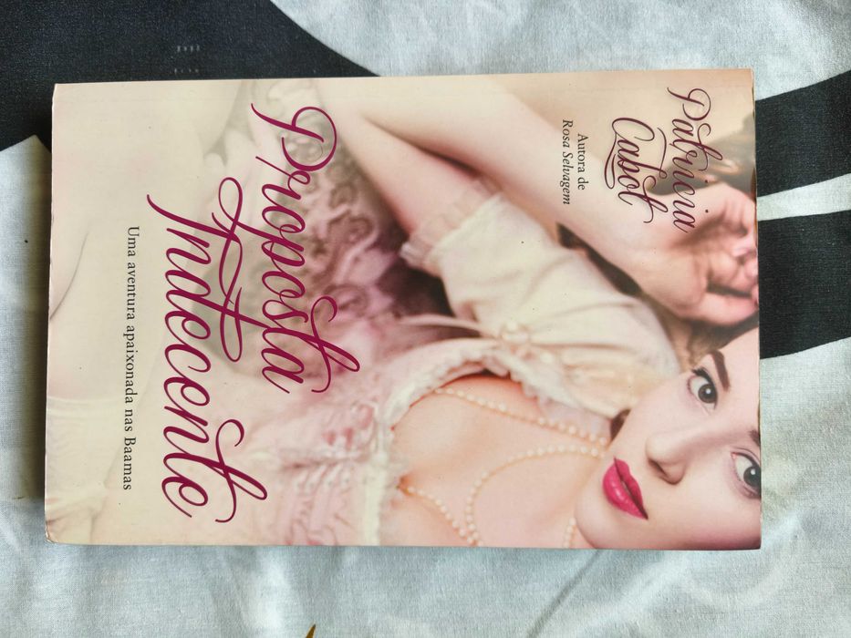 Livro "Proposta Indecente" de Patricia Cabot