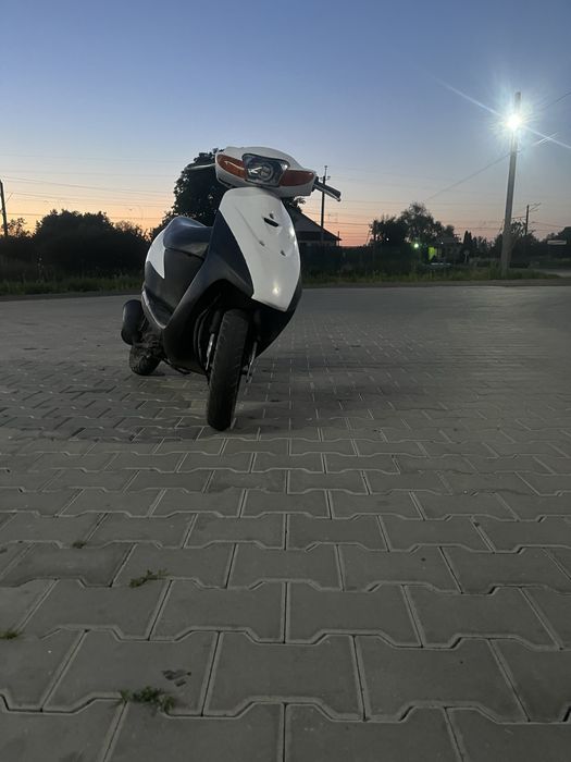 Скутер сузукі летс 3