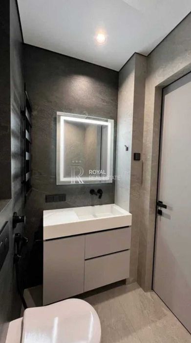 Продаж Квартира 2кім 78м2 ЖК Файна Таун Бомбосховище Підземний паркінг