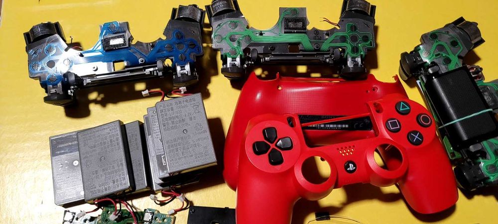 Запчасти геймпадів джойстиків DualShock Дуалшок PS4 Запчастини акумулятор (акум) сенсор плата майн контролер заряду стіки шлейф віконце тримач